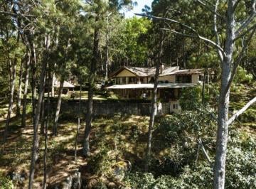 Terreno / Lote , Valle de Bravo · Terreno con Casa Premium Frente a Club de Golf Izar – Valle de Bravo
