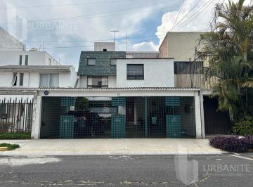 Casa · 328m² · 3 Recámaras · 3 Estacionamientos · Casa en Venta en Prado Coapa