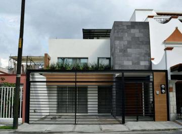 Casa de 2 habitaciones, Venustiano Carranza · Casa en Venta en Jardín Balbuena a 5 Min del Aereopuerto