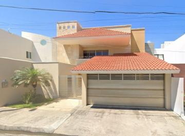 Casa de 4 habitaciones, Boca del Río · Casa en Venta en Col. Costa de Oro, Calle Peto, Veracruz, Veracruz
