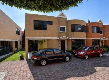 Casa en condominio · 240m² · 3 Recámaras · 3 Estacionamientos · Casa en Condominio - San Jerónimo Lídice