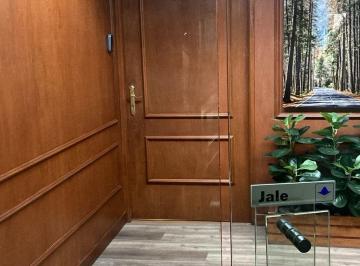 Oficina · 100m² · 8 Recámaras · 2 Estacionamientos · Oficina - Jardines en La Montaña