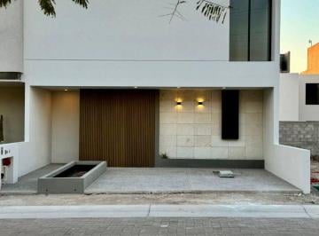 Casa de 3 habitaciones, Corregidora · Donde La Plusvalia No Se Detiene - Cañadas del Arroyo