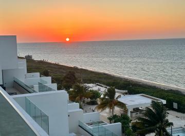Departamento de 4 habitaciones, Telchac Puerto · Venta Penthouse 2 Niveles Frente Al Mar Amueblado y Equipado en Playa Telchac Yucatan