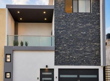 Casa de 3 habitaciones, Mineral de la Reforma · Casa en Venta en Pachuca en Fraccionamiento La Colonia Excelente Ubicación