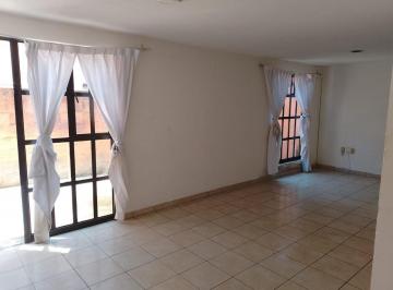 Casa en condominio · 100m² · 3 Recámaras · 2 Estacionamientos · Casa en Venta en Privada en San Buenaventura, Toluca Junto a Itesm Campus Toluca