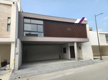 Casa · 315m² · 3 Recámaras · 3 Estacionamientos · Casa en Renta Fraccionamiento Altares Residencial - Carretera Nacional en Santiago, Nuevo León.