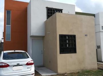 Casa · 112m² · 3 Recámaras · 1 Estacionamiento · Casa en Venta Paseo de Los Nogales, Santa Rosa, Apodaca, Nuevo Leon.