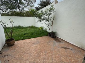 Casa · 295m² · 3 Recámaras · 2 Estacionamientos · Casa - Cumbres 6to Sector