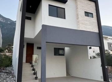 Casa · 267m² · 3 Recámaras · 2 Estacionamientos · Casa en Venta en Cumbres Elite Premier García Nuevo Leon