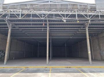 Local comercial · 933m² · 12 Estacionamientos · Bodega en Renta, Granjas Lomas de Guadalupe, 800 m²