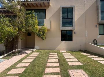 Casa en condominio · 224m² · 4 Recámaras · 2 Estacionamientos · Casa en Condominio en Fraccionamiento Zibatá
