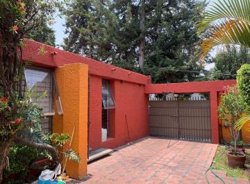 Casa · 230m² · 3 Recámaras · 4 Estacionamientos · Casa en Venta - Bosque de Echegaray