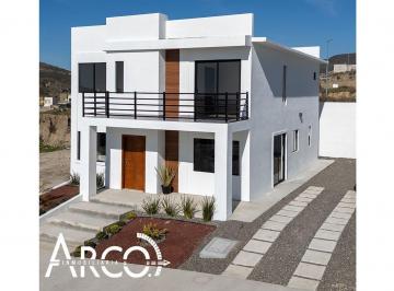 Casa · 177m² · 3 Recámaras · 2 Estacionamientos · Casa en Venta