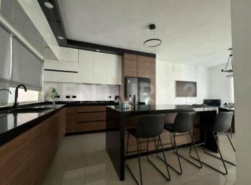 Casa · 312m² · 4 Recámaras · 2 Estacionamientos · Casa en Renta en Cumbres Elite | Monterrey, Nl