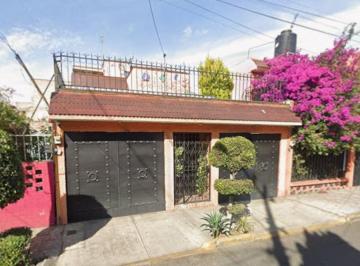 Casa de 4 habitaciones, Iztacalco · Casa en Venta en Juventino Rosas, Iztacalco
