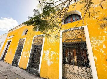 Casa · 400m² · 3 Recámaras · Venta Casona Colonial Para Remodelar 400 m² en Barrio Santiago Centro Merida