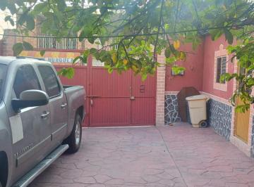 Casa · 224m² · 6 Recámaras · Casa en Venta