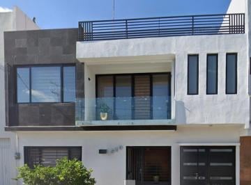 Casa de 3 habitaciones, Aguascalientes · Hermosa Casa, en Aguascalientes, Avs principales¡Alta Plusvalia