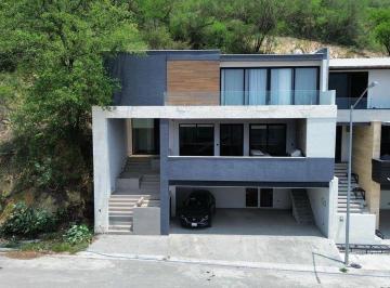 10b94c47d45020afaa42ea916c4a0d5464ca21eb0a919e9ee7ba6615e3406396 · Casa en Venta Zona Sur – Bosques de Las Misiones, Sector Reserva
