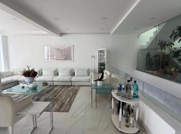 Casa de 4 habitaciones, Huixquilucan · Casa en Venta y Renta en Lomas de Tecamachalco