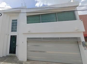 Casa de 5 habitaciones, Campeche · Casa en Venta en Fracc., Campeche