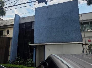 Casa · 320m² · 4 Recámaras · 2 Estacionamientos · Casa en Venta Para Remodelar en La Narvarte Poniente