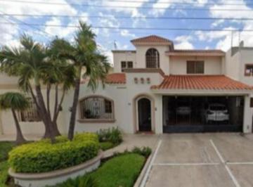 Casa de 4 habitaciones, Ahome · Se Vende Hermosa Casa en Fuente de Las Musas