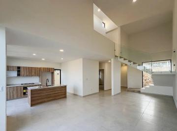 Casa de 3 habitaciones, Conkal · Casa en Conkal con 3 Habitaciones, en Privada con Amenidades.