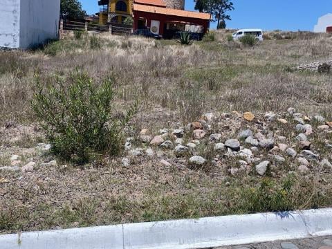 Ref: 2 9 7 7 3 7. ¡Oportunidad única! Se pone a la venta un terreno…