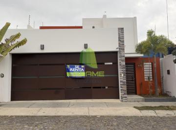 Casa de 3 habitaciones, Colima · Casa en Renta Fracc. Real Santa Barbara
