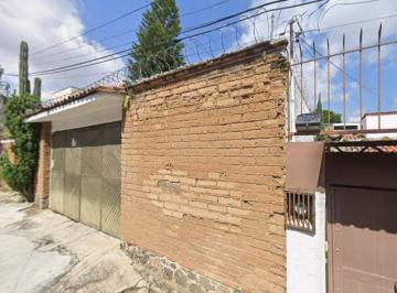 Casa de 4 habitaciones, Cuernavaca · Venta de Casa en Guayabos, Cuernavaca Morelos