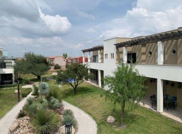 Departamento · 195m² · 3 Recámaras · 2 Estacionamientos · Casa en Venta en Arcos de San Miguel