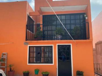 1 · Casa con 2 Niveles con Patio | Terreno 250 m² | Construcción 170 m² | 3 Recámaras | 3 Autos