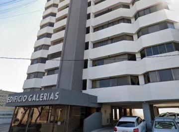 Departamento · 180m² · 3 Recámaras · 2 Estacionamientos · Super Ubicacion en Carranza con 3 Recamaras Lr