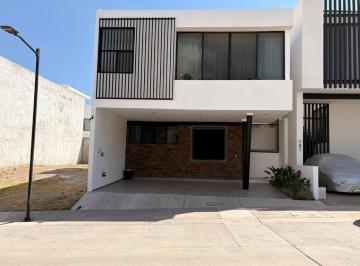 Casa en condominio · 3 Recámaras · 2 Estacionamientos · Casa en Condominio - Aguascalientes