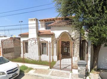 Casa de 3 habitaciones, Nuevo Laredo · Casa en Venta en Riveras del Bravo, Nuevo Laredo Tamaulipas