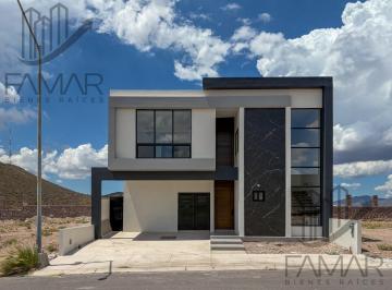 Casa · 281m² · 3 Recámaras · 2 Estacionamientos · Casa en Venta Condesa Rejón