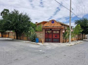 Casa · 591m² · 4 Recámaras · 3 Estacionamientos · Casa en Venta en Portal de Norte, General Zuazua Nl