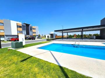 Departamento · 110m² · 2 Recámaras · 2 Estacionamientos · Departamento en Renta en Hacienda Carlota