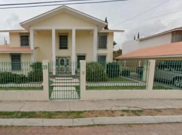 Casa de 6 habitaciones, Querétaro · Casa en Venta en Col. Colinas del Cimatario, Calle Cerro de Las Torres, Satiago de Queretato, Qro
