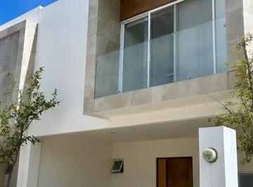 Casa · 157m² · 3 Recámaras · 2 Estacionamientos · Casa - Fraccionamiento Viña Antigua