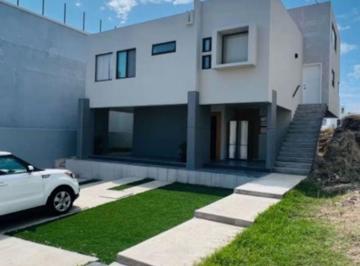Casa de 2 habitaciones, Playas de Rosarito · Casa en Venta en Punta Azul, Rosarito