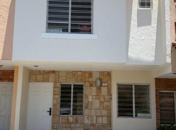 Casa de 3 habitaciones, San Pedro Tlaquepaque · Casa en Venta Dos Minutos del Iteso