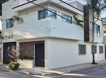 Casa de 5 habitaciones, Guadalajara · Preciosa Casa en Jose Maria Verea, Aldama Tetetlan, Casi Francisco Uizar