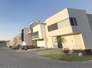 Casa de 2 habitaciones, Zapopan · ¡Oportunidad Única! Vende Casa en Campo Real – Inversión Inteligente (Recuperación Bancaria)