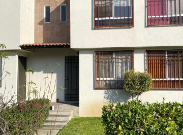 Casa en condominio de 3 habitaciones, Xochitepec · Rento Casa en Real Santa Fe