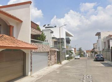 Casa de 3 habitaciones, Xalapa · Casa en Venta en Londres, Residencial Monte Magno, Xalapa, Veracruz