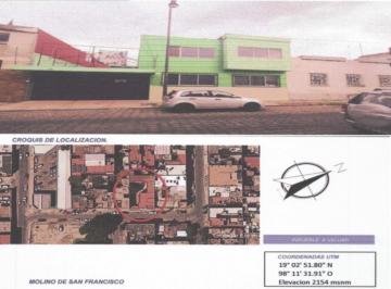 Casa · 375m² · 2 Estacionamientos · Casa en Venta en Molino, Ciudad de Puebla