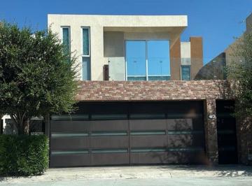 Casa · 178m² · 3 Estacionamientos · Casa - Dream Lagoons